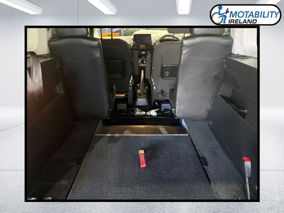 2023 Citroen Berlingo Multispace Wheelchair Accessible €41,995