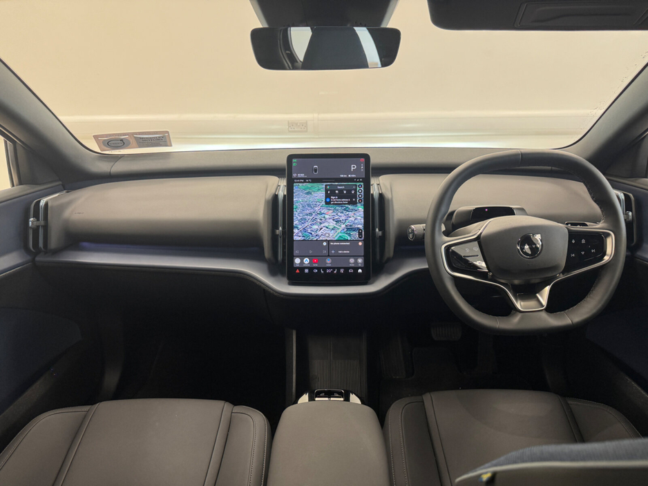 2024 Volvo EX30 Single Motor BEV 272hp Plus
