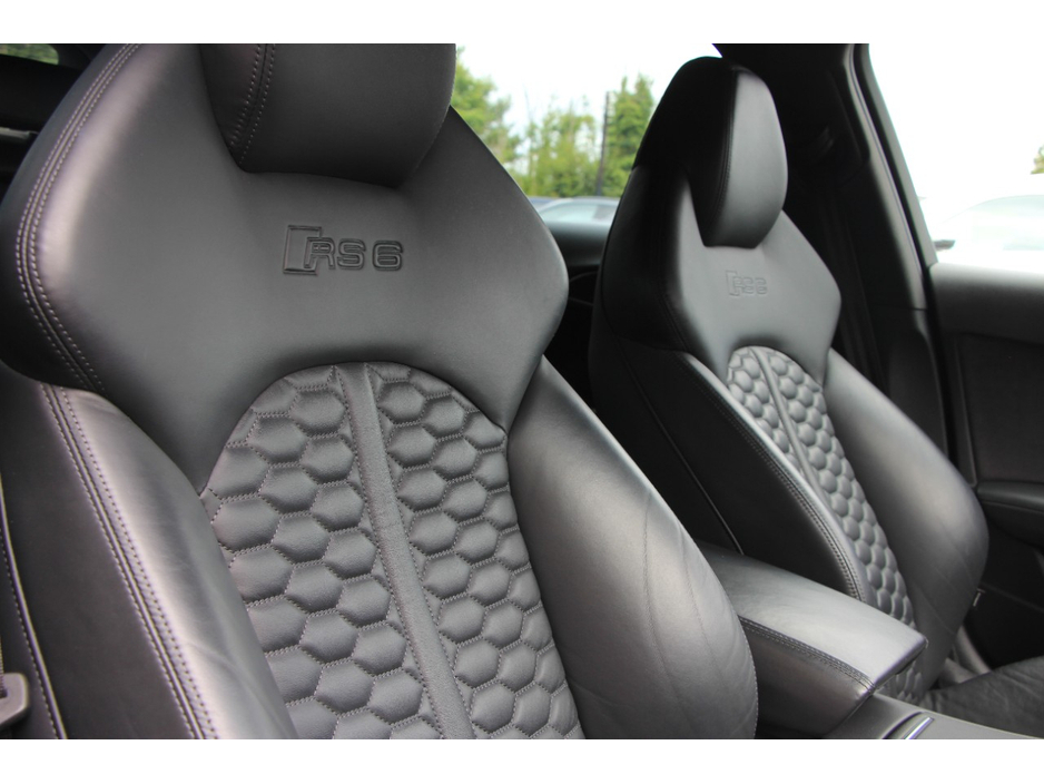 2016 Audi RS6 - image 6