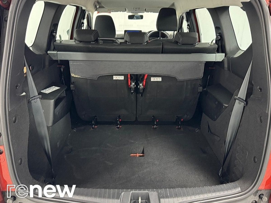 2022 Dacia Jogger - image 13