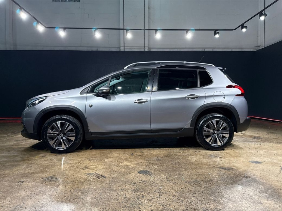2020 Peugeot 2008 - image 6
