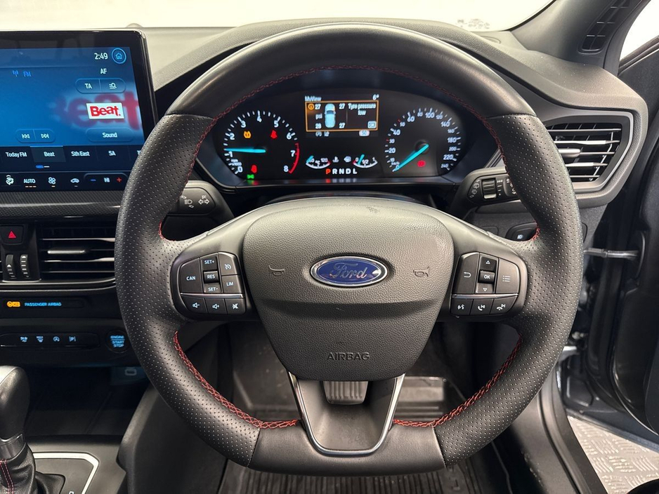 2025 Ford Focus - image 13