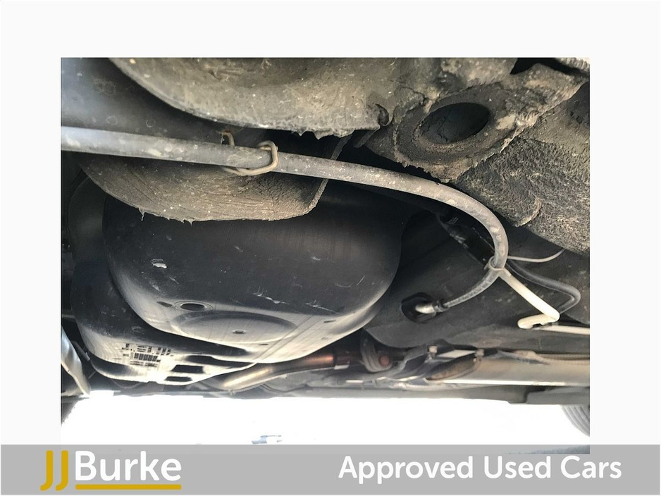 2019 Volkswagen up! - image 26