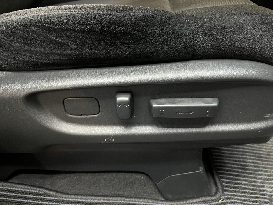 2018 Honda Odyssey €23950 2018 HONDA ODYSSEY 8 SEATER VARIANT 2.0 AUTOMATIC / CRUISE CONTROL / REVERSE CAMERA / ELECTRIC SEATS / POWER SLIDING DOORS €23,950