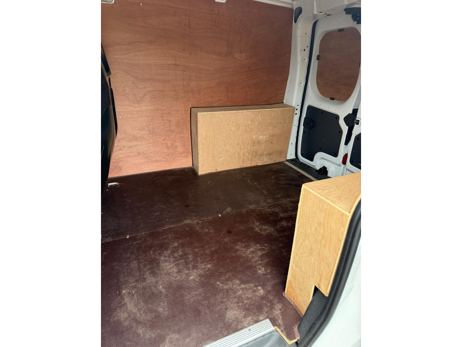 2019 Renault Kangoo - image 4