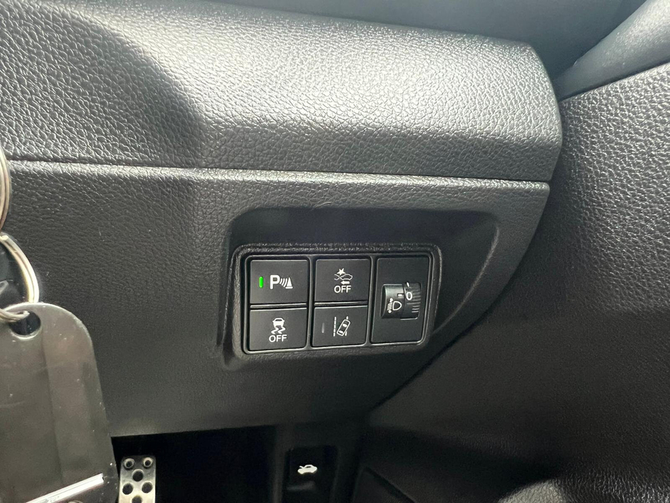 2018 Honda Civic - image 11