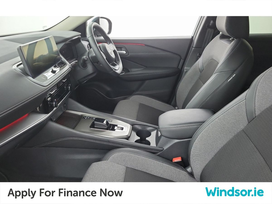 2025 Nissan Qashqai - image 4