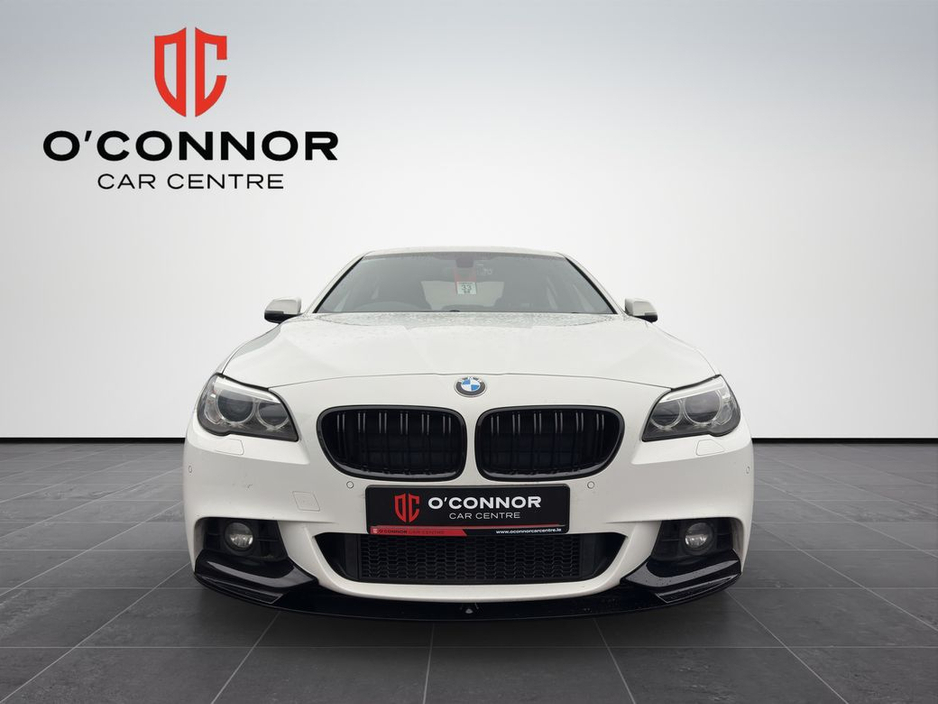 2016 BMW 5 Series - image 2