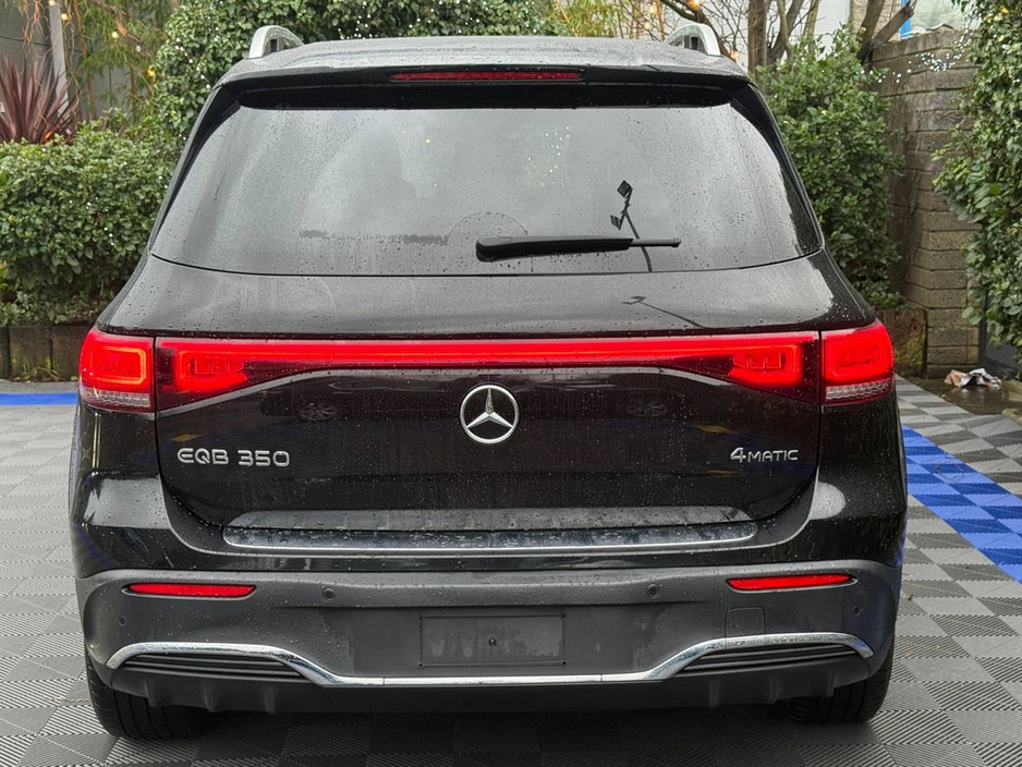 2024 Mercedes-Benz EQB 4MATIC AMG-LINE PREMIUM 7-SEATER // LOW MILEAGE // APPLE CARPLAY/ANDROID AUTO // DIGITAL CLUSTER €38,900