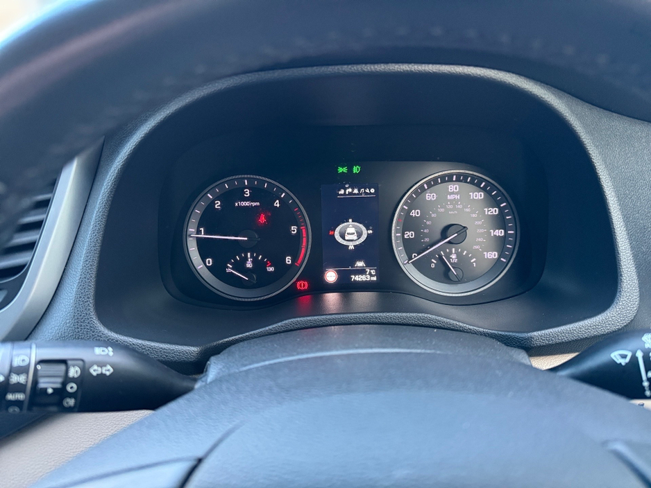 2016 Hyundai Tucson 2.0 CRDI PREMIUM B-DRIVE 2WD **FULL LEATHER**XENONS**SAT NAV**18"ALLOY WHEELS**REVERSE CAMERA**MINT**FSH** €14,950