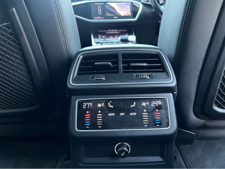 2021 Audi A6 - image 13