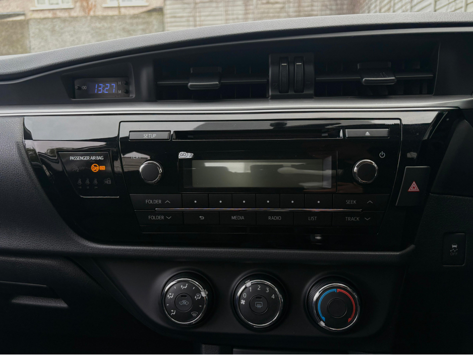 2016 Toyota Corolla 1.33 TERRA 4DR / LOW KM / ***FINANCE OPTIONS AVAILABLE*** €11,985