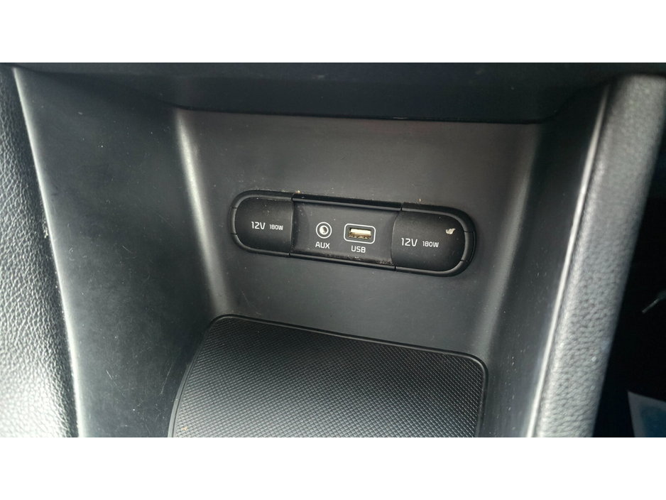 2016 Kia Sportage - image 20