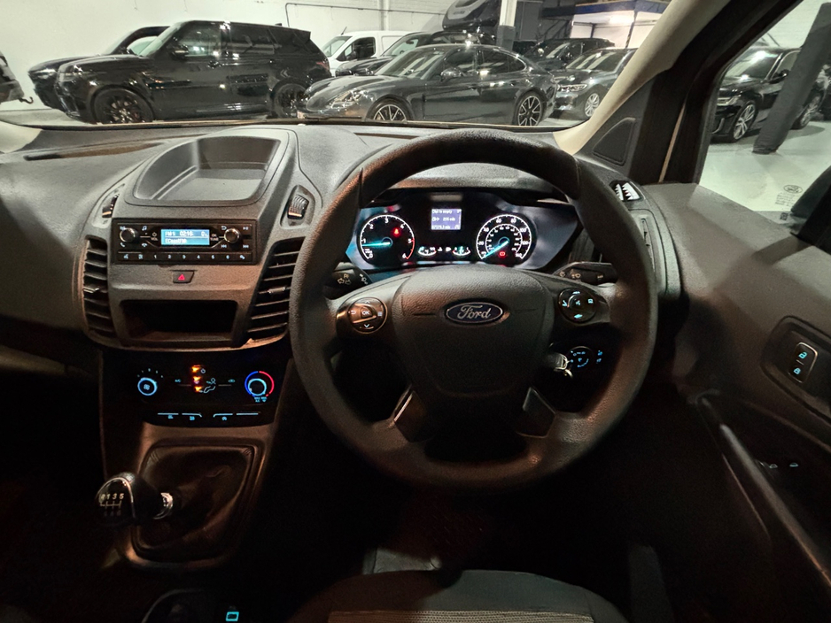 2021 Ford Transit Connect - image 9