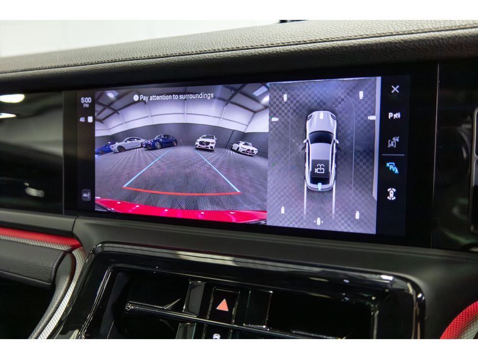 2025 Porsche Panamera - image 20