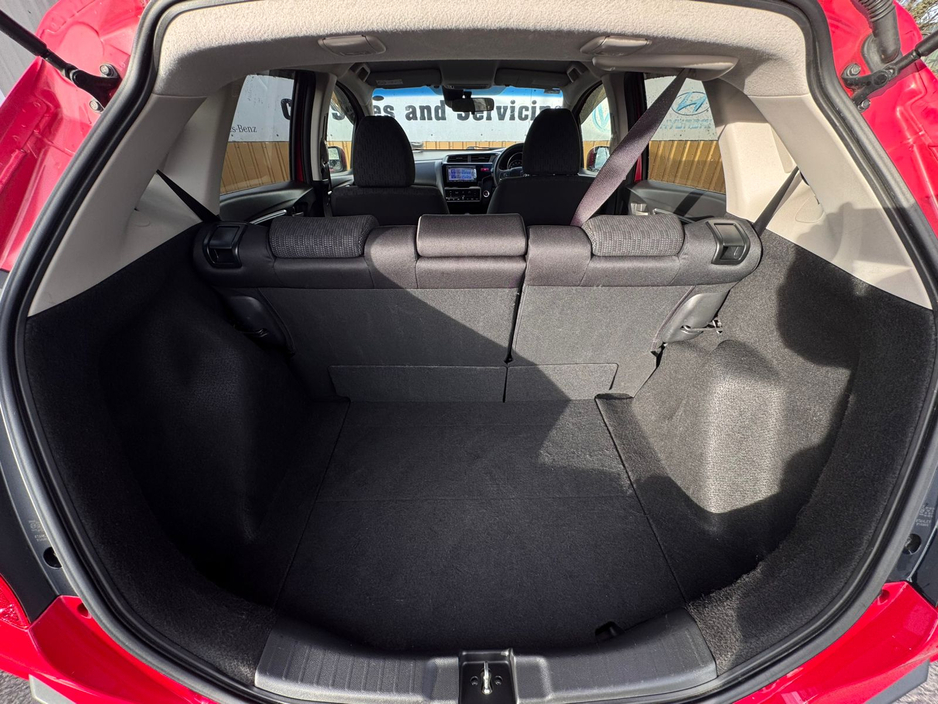 2014 Honda Fit DBA-GK3 5DR AUTO €7,800