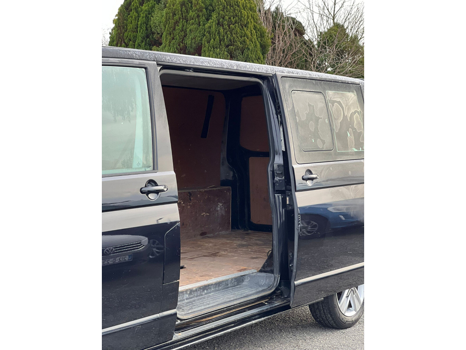 2020 Volkswagen Transporter  €24,000