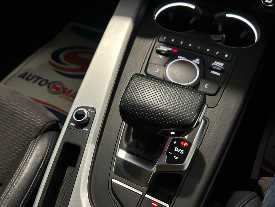 2017 Audi A4 - image 18