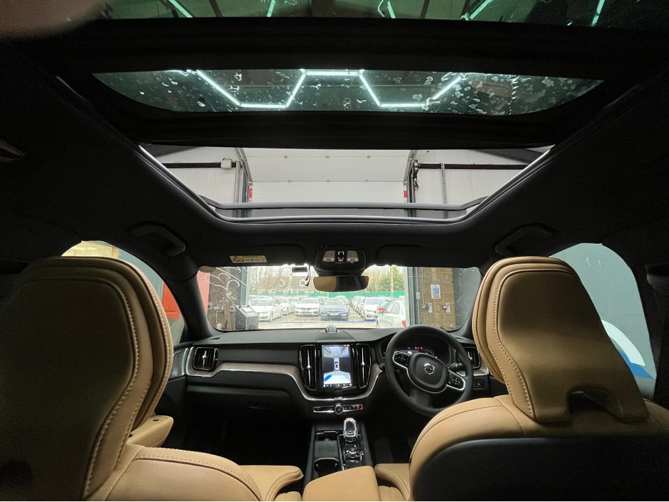 2023 Volvo XC60 €46950! 2023 VOLVO XC60 RECHARGE ULTIMATE T6 AWD PLUG 2.0 AUTOMATIC / CRUISE CONTROL /  ELECTRIC MEMORY & HEATED SEATS / 360° PARKING CAMERA / PANORAMIC SUNROOF / APPLE CARPLAY €46,950