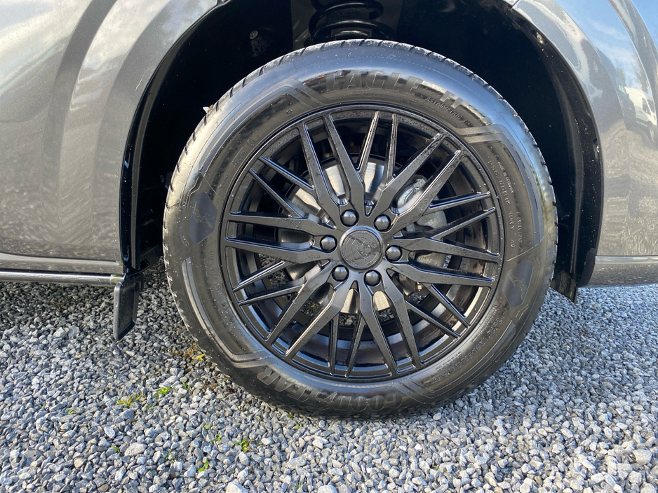 2024 Ford Transit Custom 2.0 TDCI LWB Limited 170 BHP..18" Wheels/ Twin Doors €35,500