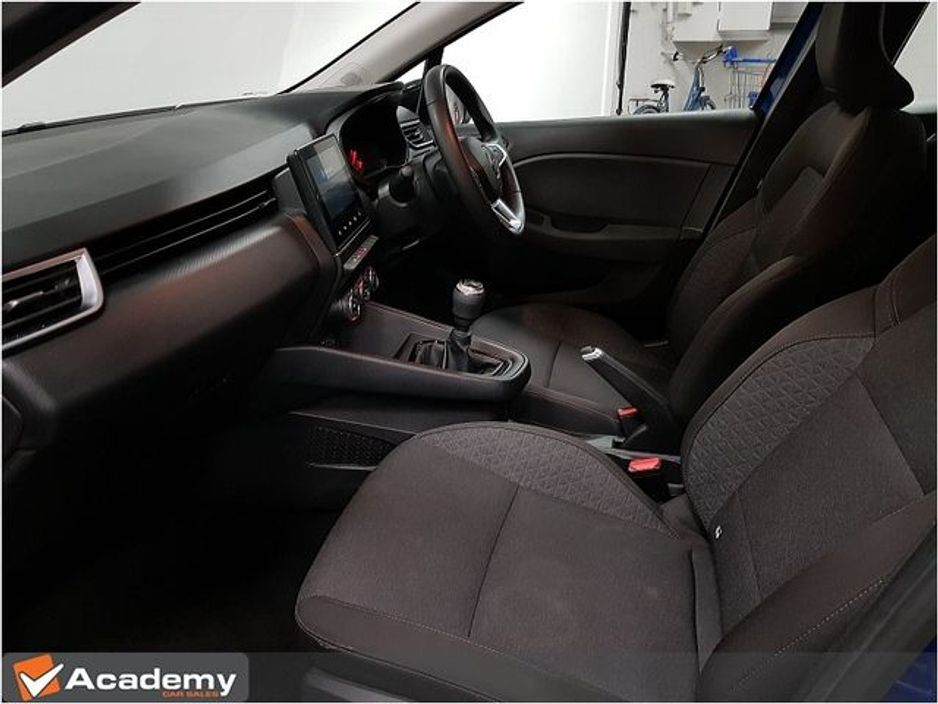 2023 Renault Clio Equilibre TCE 90 MY22.5 5DR €17,390