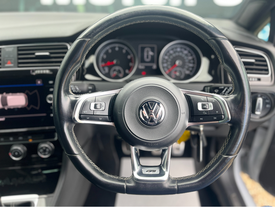 2018 Volkswagen Golf - image 10