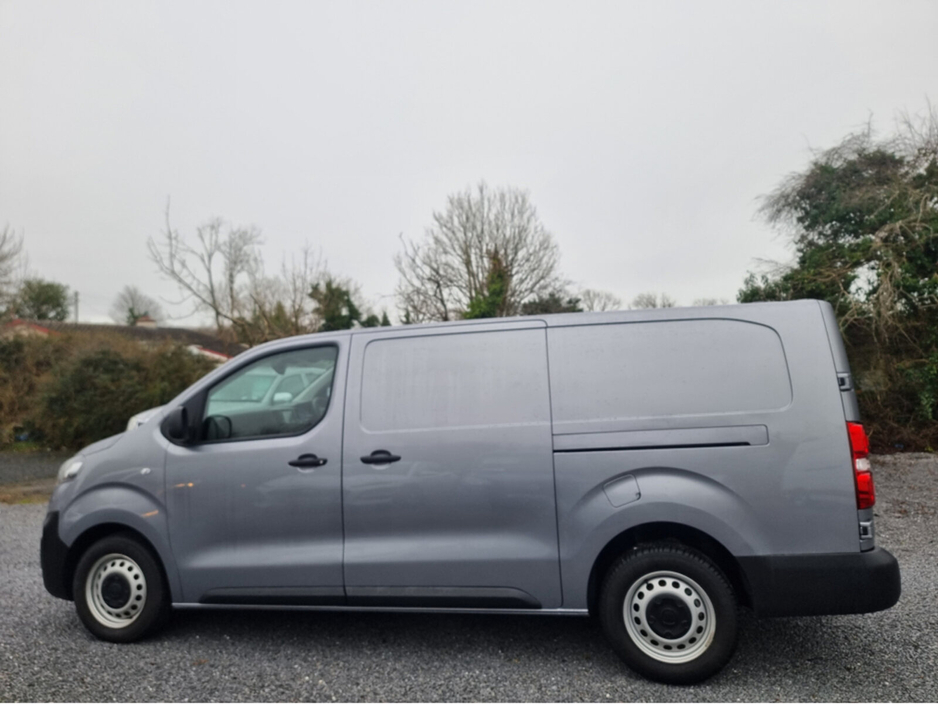 2023 Fiat Scudo - image 8