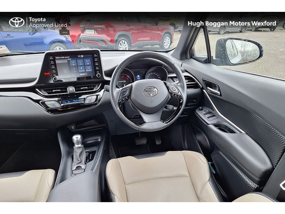 2023 Toyota C-HR - image 9