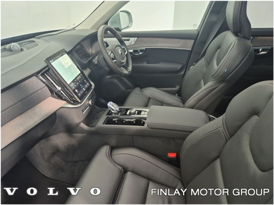 2026 Volvo XC90 - image 4