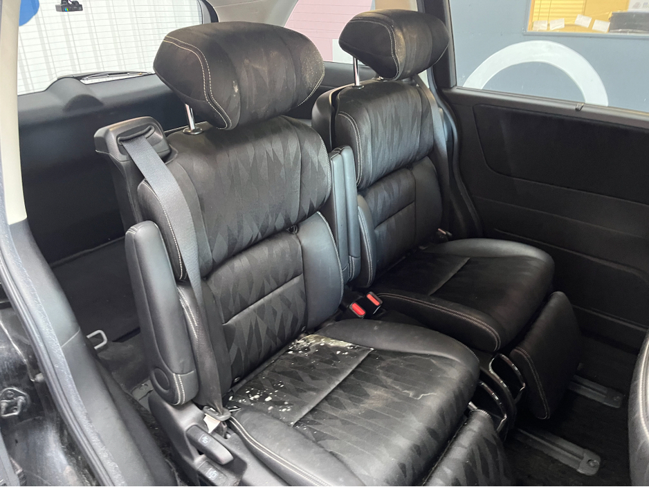 2018 Honda Odyssey - image 13