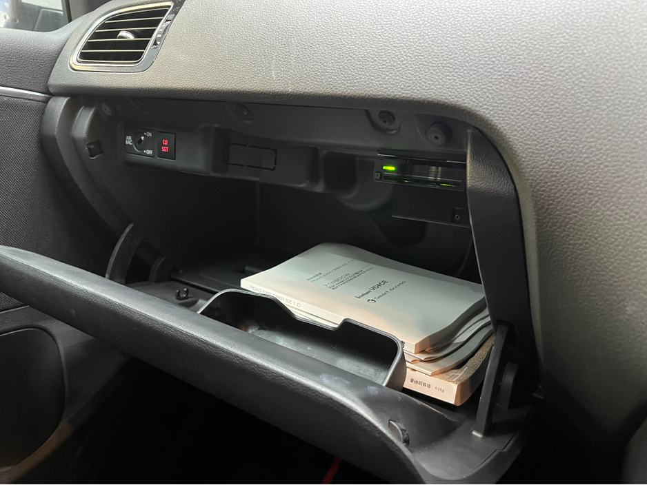 2017 Volkswagen Polo €15950! 2017 VOLKSWAGEN POLO GTI 1.8 AUTOMATIC / CRUISE CONTROL / REVERSE CAMERA / PADDE SHIFTERS AND MORE €15,950