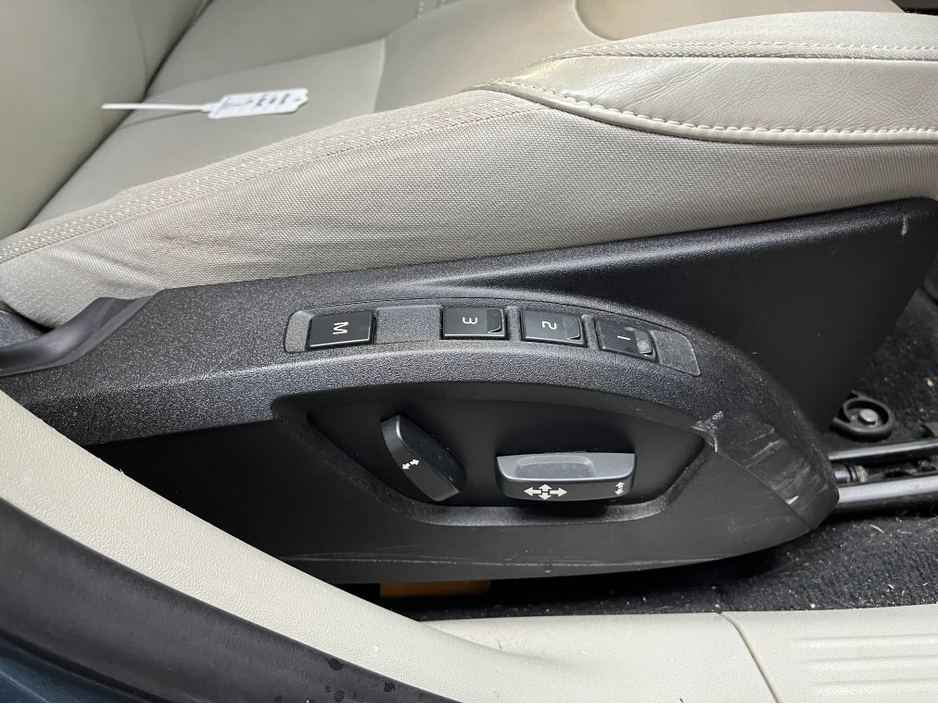 2014 Volvo V40 €10950 2014 VOLVO V40 T4 1.6 AUTOMATIC / CRUISE CONTROL / PARKING AID / ELECTRIC MEMORY & HEATED SEATS €10,950