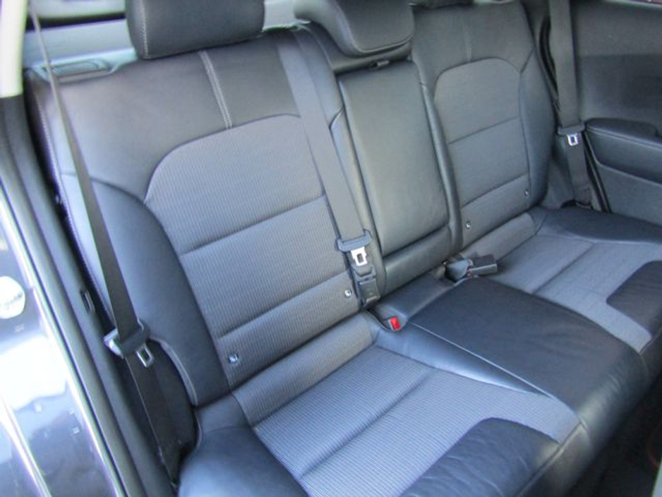 2019 Kia Niro 1.6 GDI 2 104BHP 5DR Auto €17,950