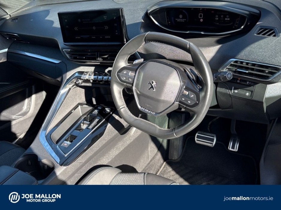 2023 Peugeot 5008 - image 9