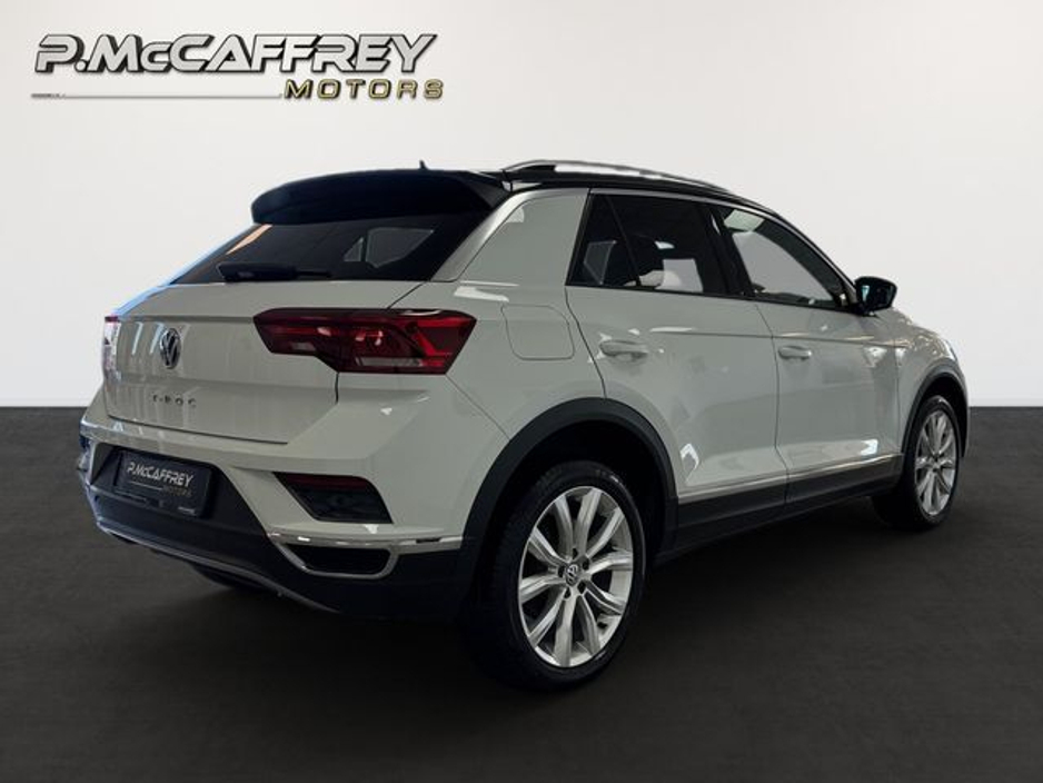 2020 Volkswagen T-Roc - image 5