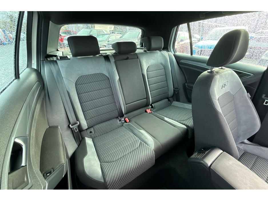 2019 Volkswagen Golf R-LINE TDI S-A DSG €22,950