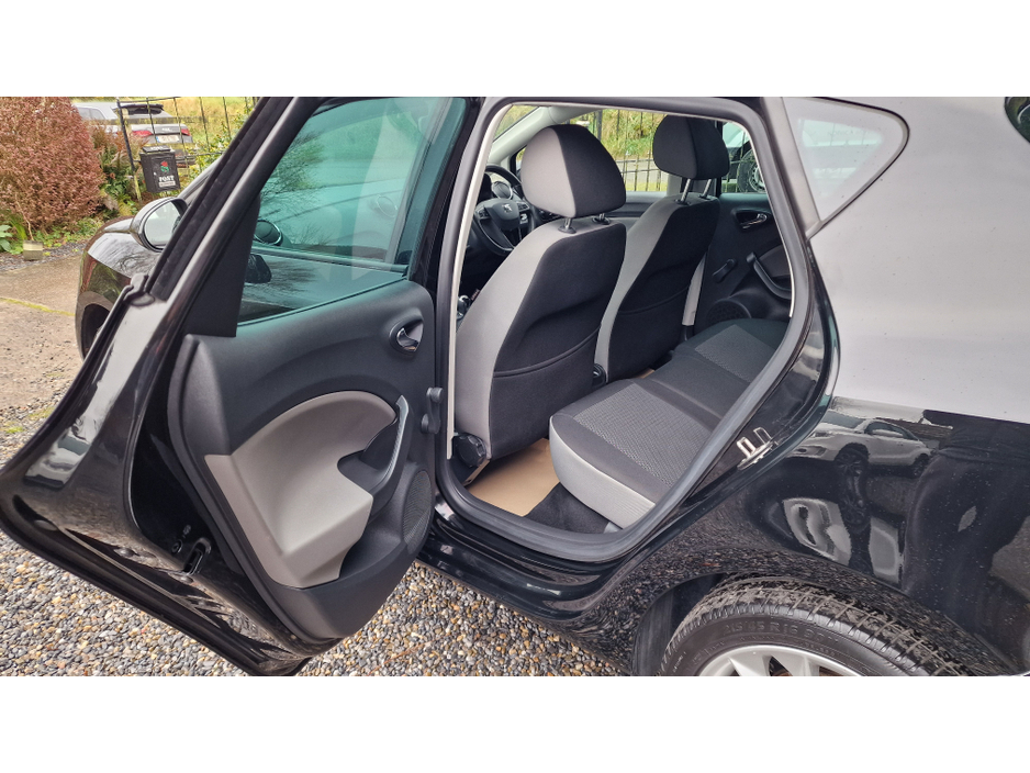 2017 SEAT Ibiza - image 12