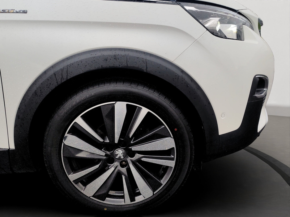 2020 Peugeot 3008 - image 19