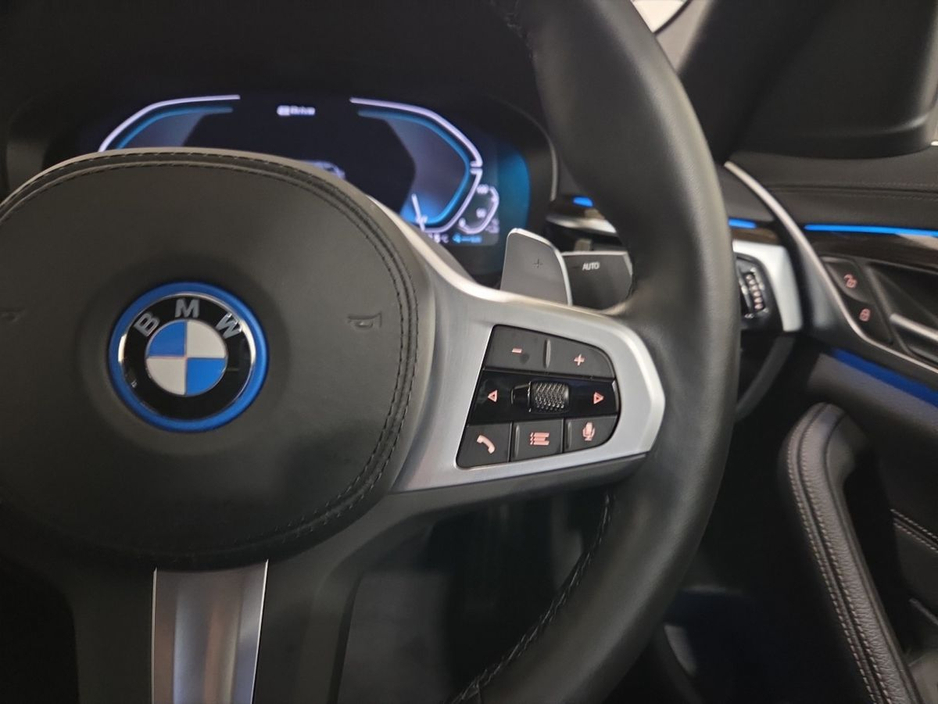 2022 BMW 5 Series 530e xDrive M Sport Saloon €44,950