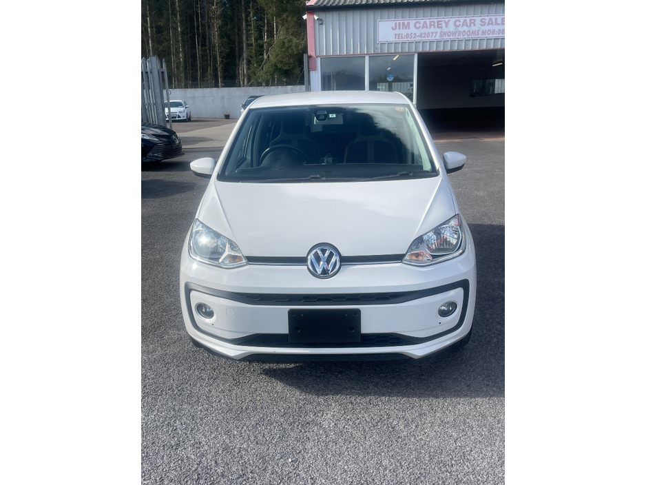 2018 Volkswagen up! - image 2