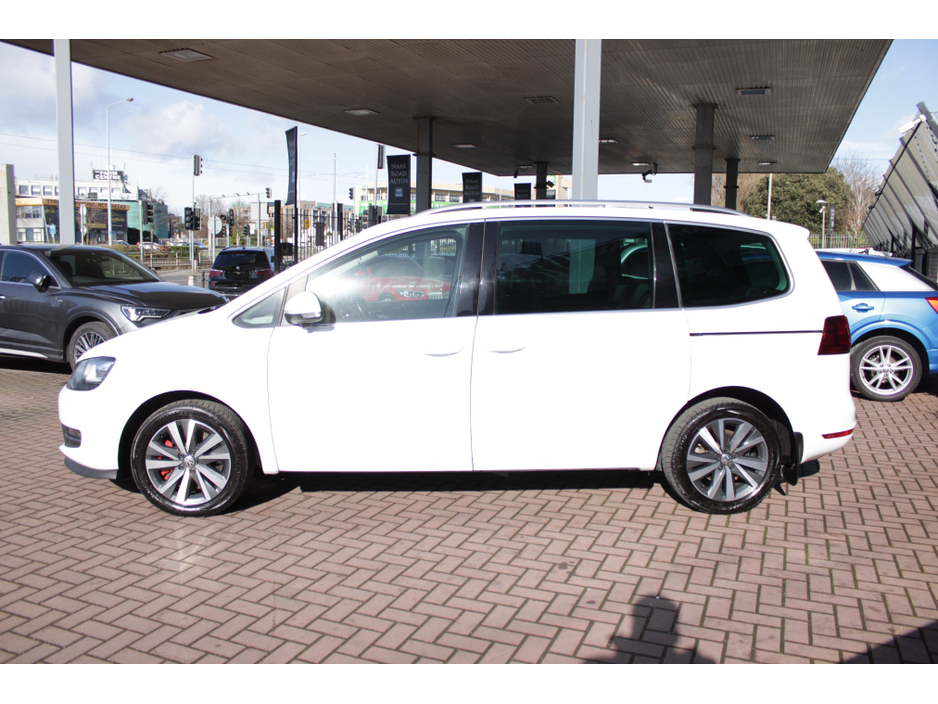 2019 Volkswagen Sharan - image 7