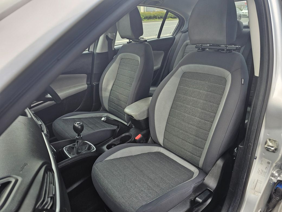 2017 Fiat Tipo - image 22