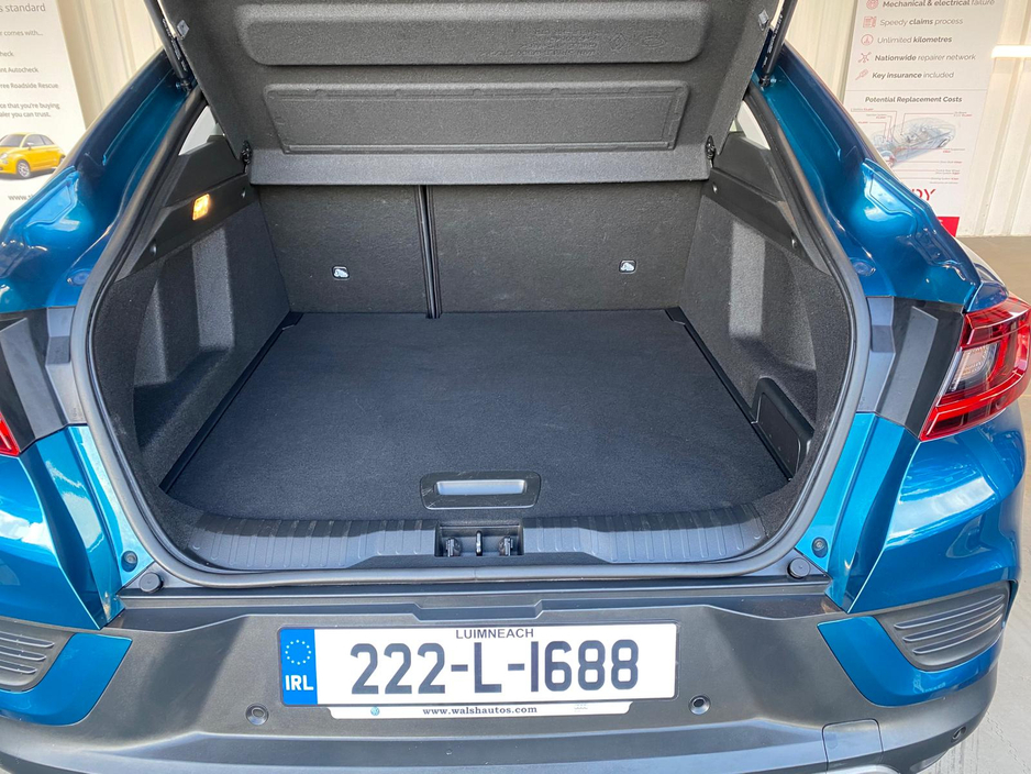 2022 Renault Arkana - image 22