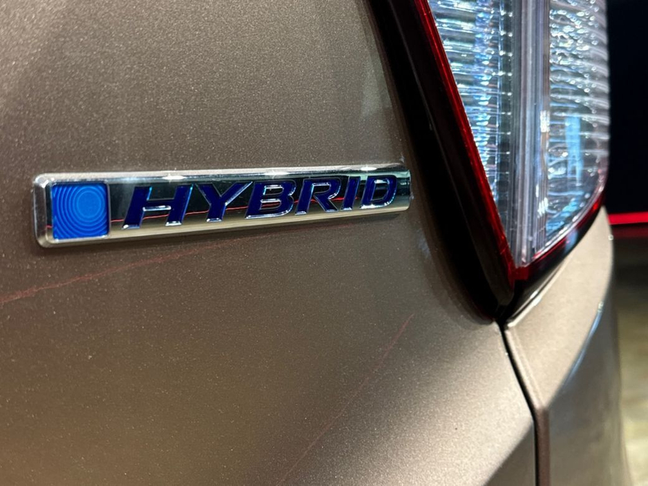 2017 Honda Vezel - image 10