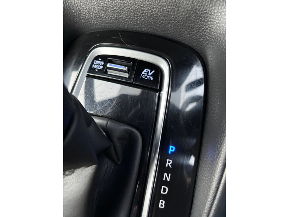 2022 Toyota Corolla 1.8 Hybrid Luna Saloon €20,750