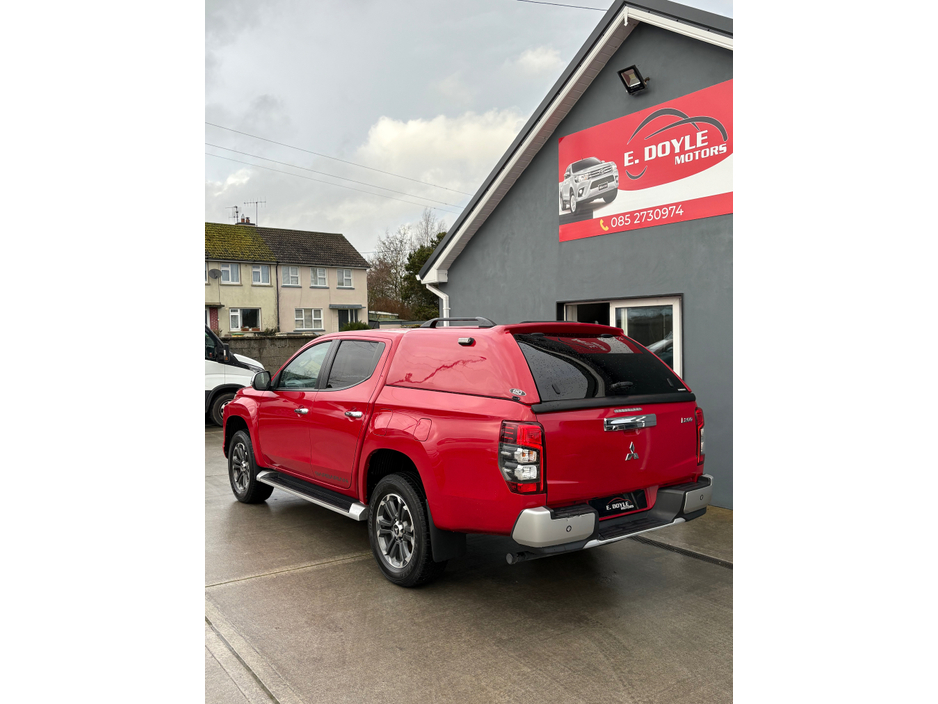 2021 Mitsubishi L200 BARBARIAN DI-D AUTO DCB €27,950