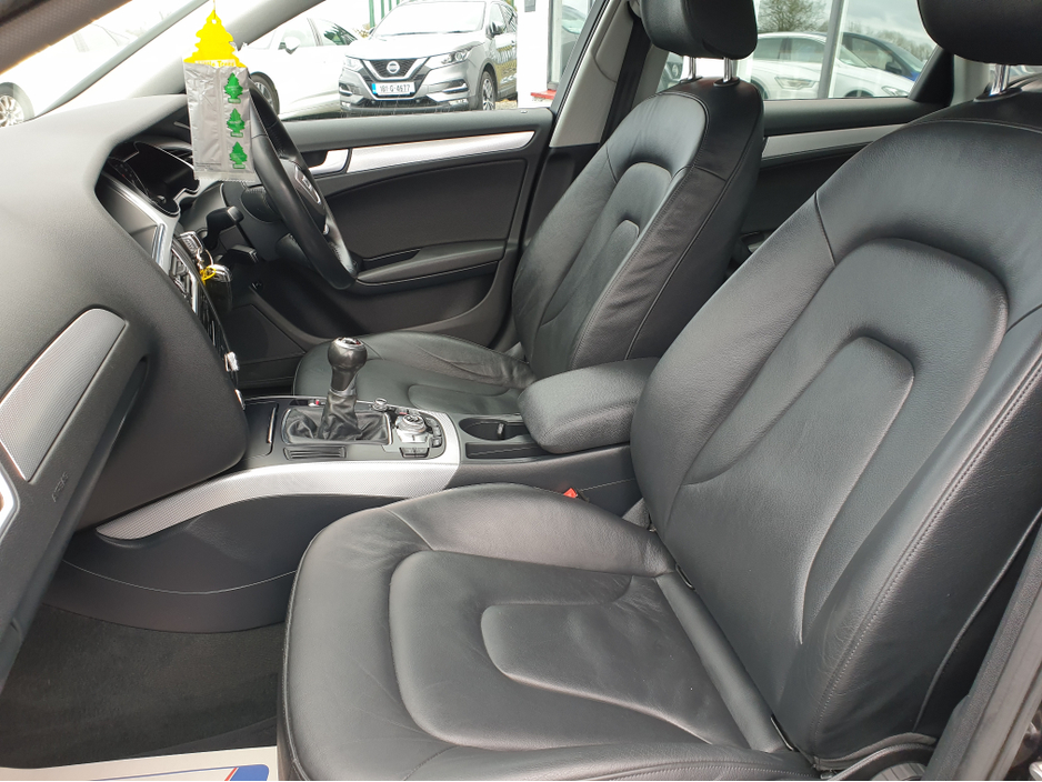 2015 Audi A4 - image 11