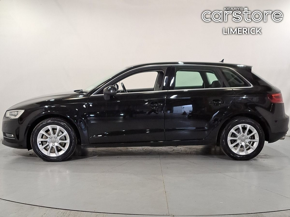 2016 Audi A3 - image 6