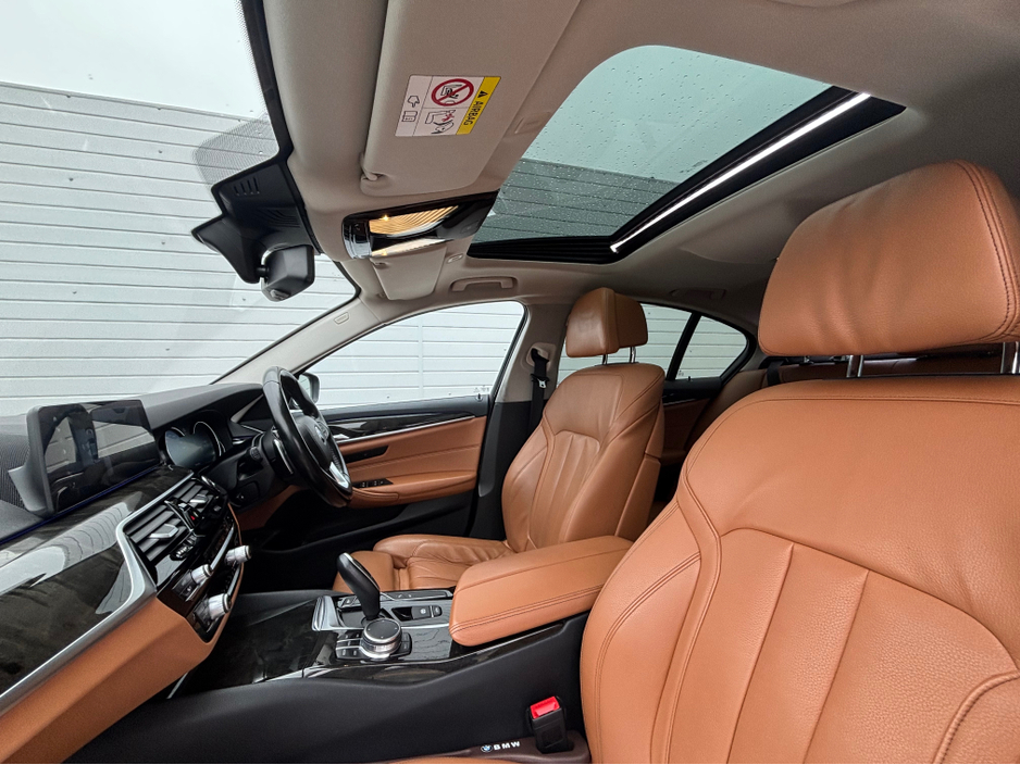 2017 BMW 5 Series D SE  4DR AUTO