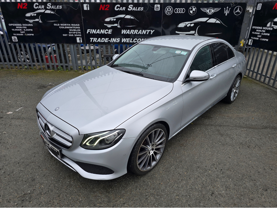 2016 Mercedes-Benz E Class - image 4